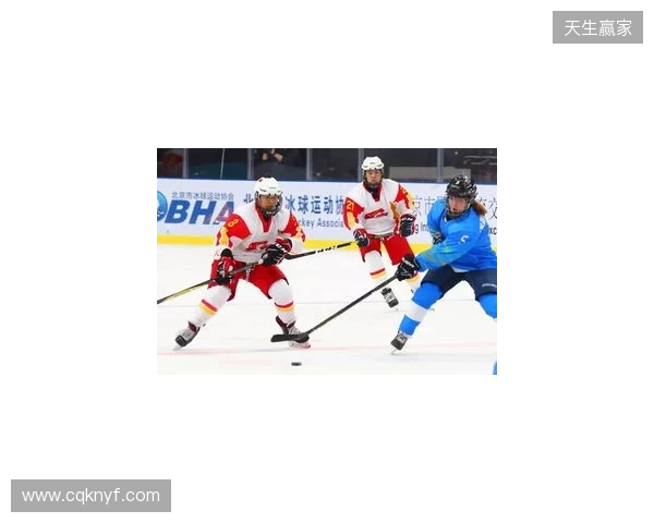 “无畏巡回”北京站收官 首钢冰球馆见证EDG登顶